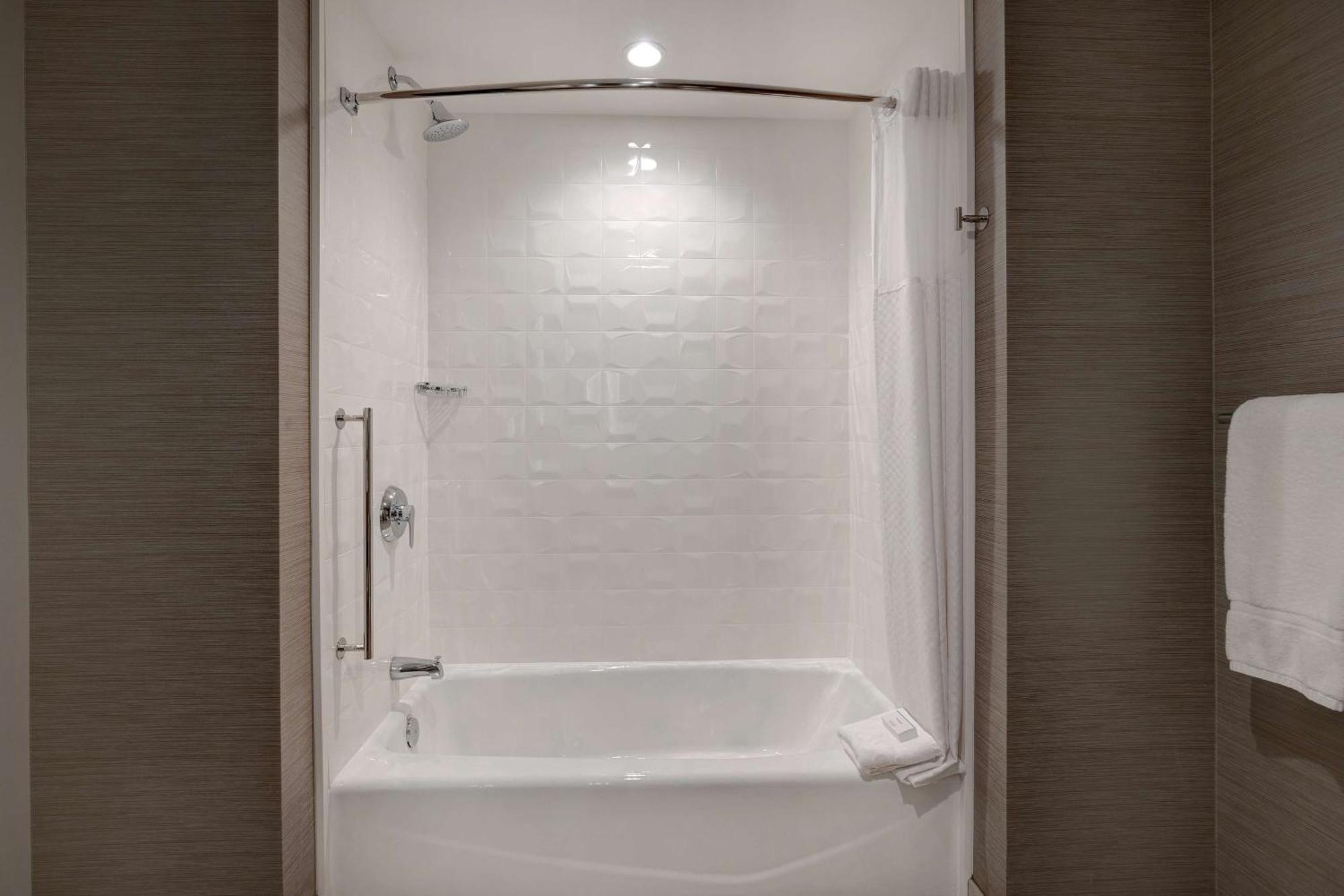 Hilton Garden Inn Anaheim Resort Ngoại thất bức ảnh