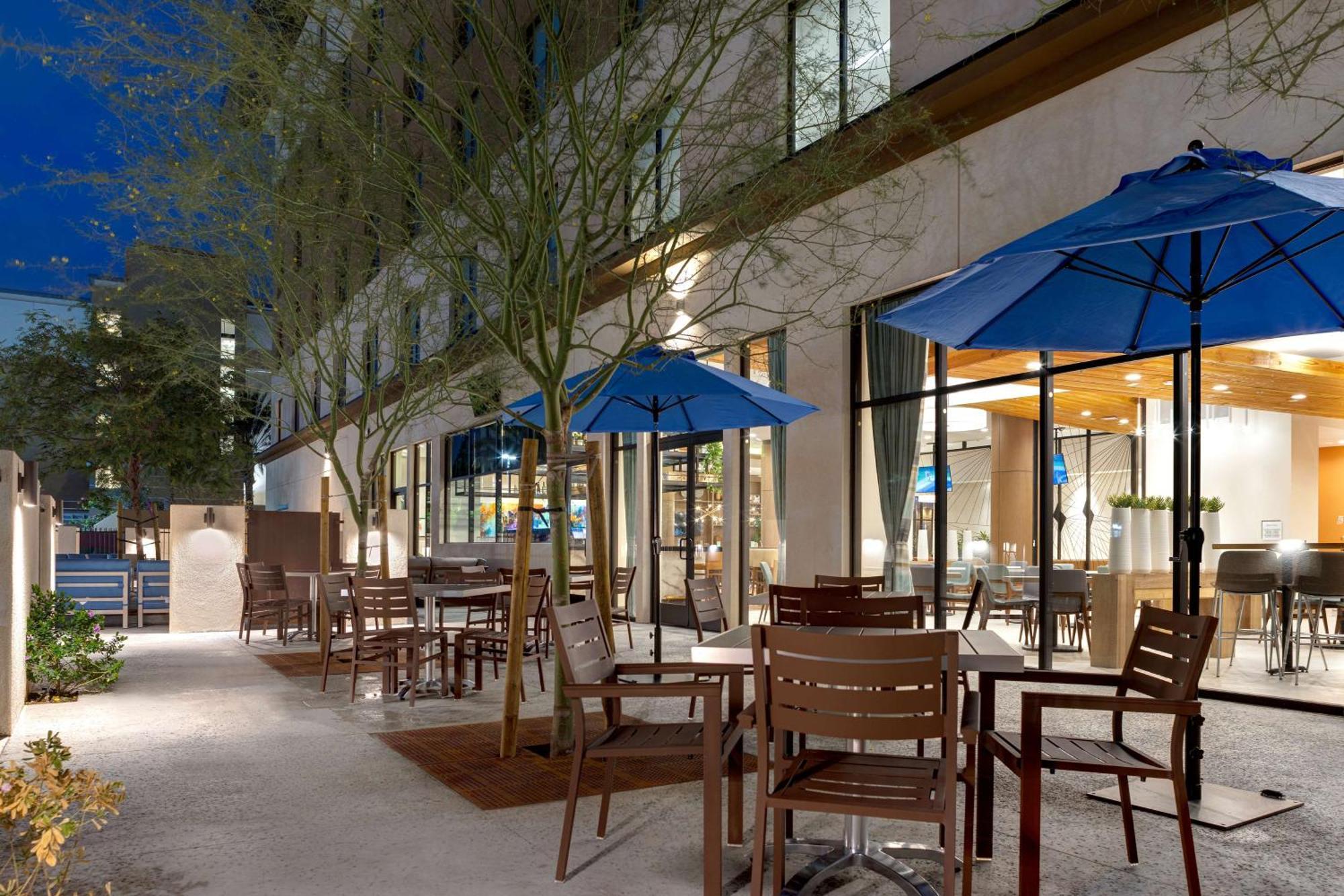 Hilton Garden Inn Anaheim Resort Ngoại thất bức ảnh
