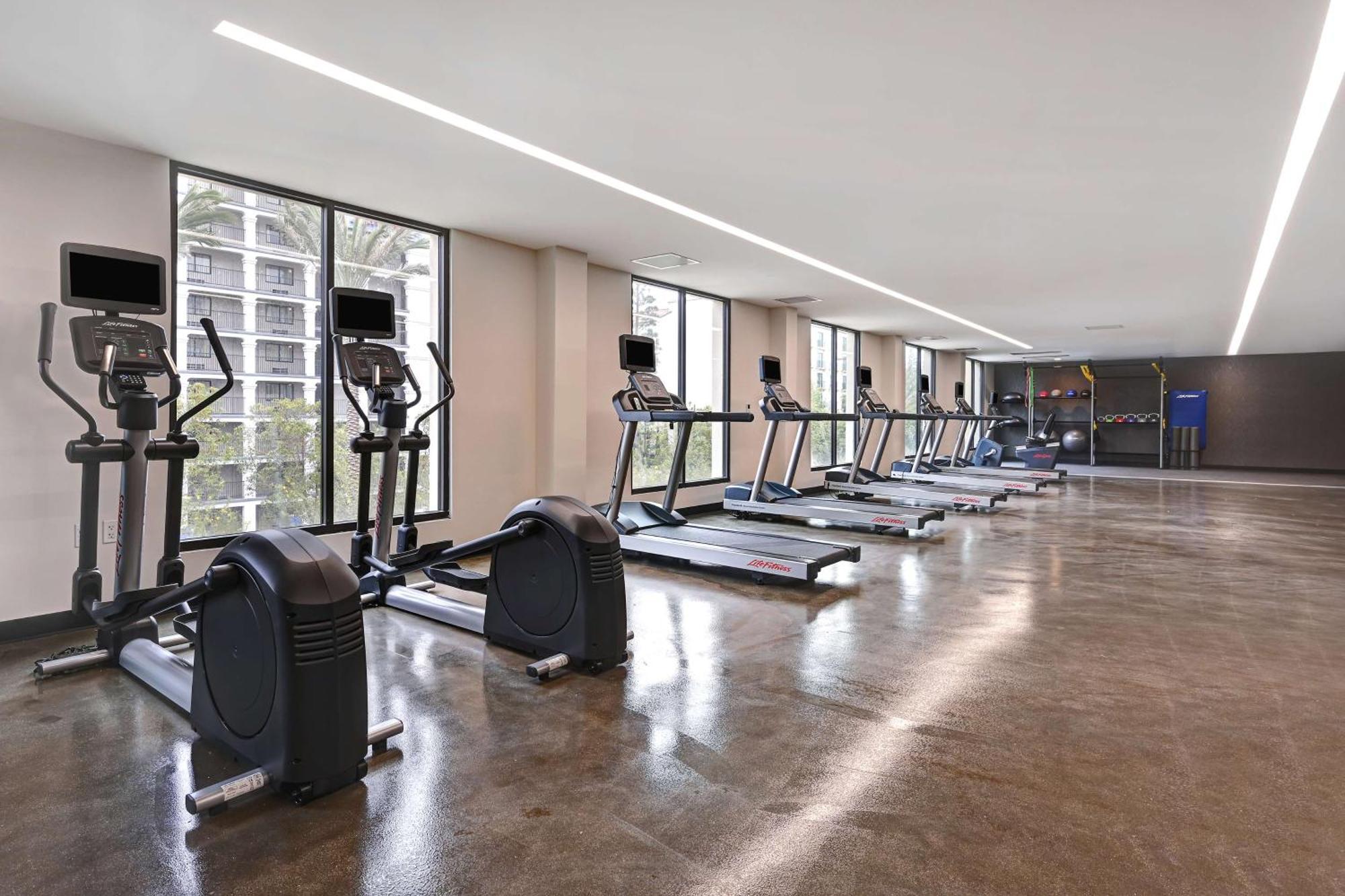 Hilton Garden Inn Anaheim Resort Ngoại thất bức ảnh